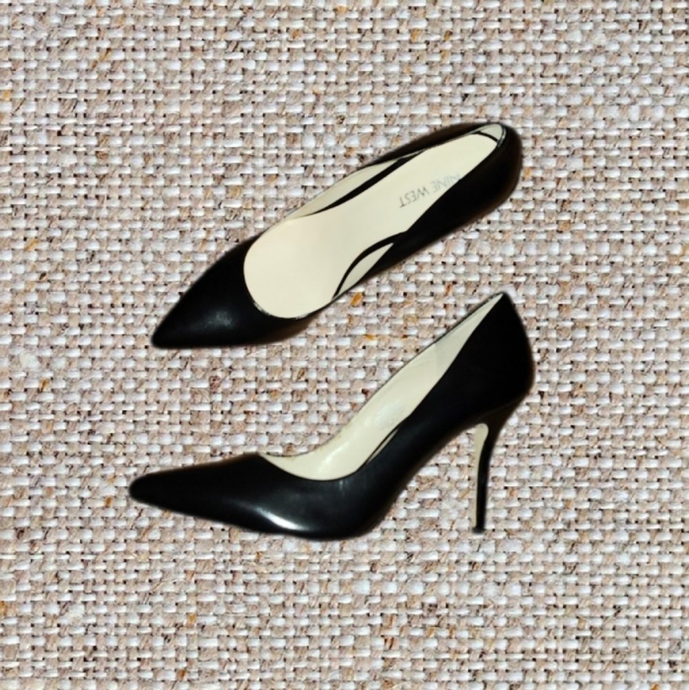 Nine West Classic Black Pumps
